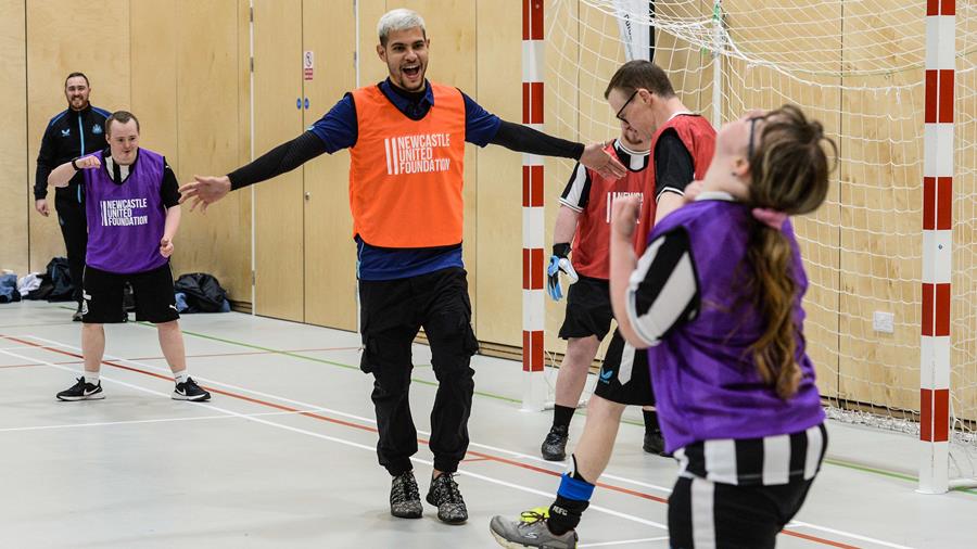 Bruno delights young supporters at Newcastle United Foundation disability football session